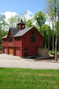 Yankee Barn Carriage House Beambabe's carriage house has a gorgeous neo-Victorian cupola.