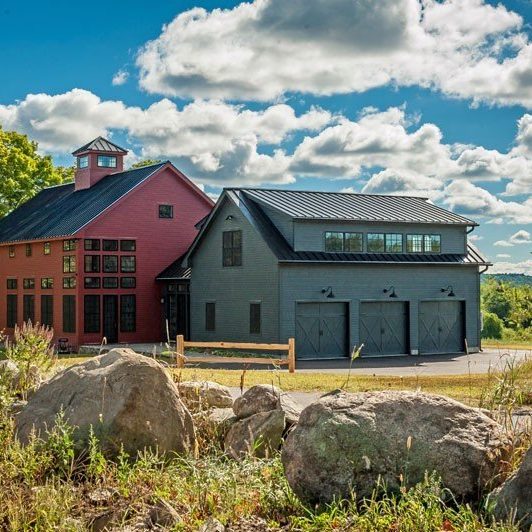 Contemporary Yankee Barn Home