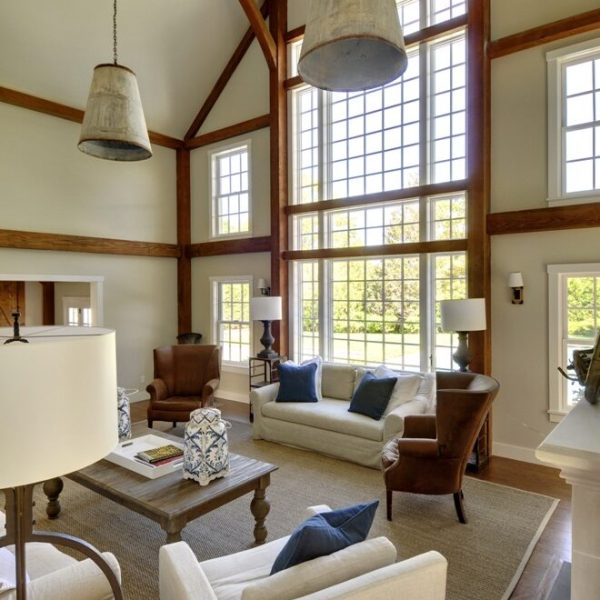 Yankee Barn Great Room at Laurel Hollow