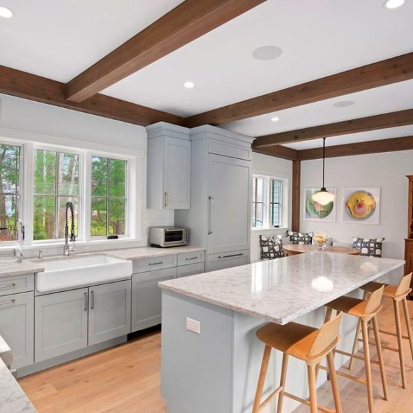 East Hampton Contemporary Post and Beam Home Kitchen