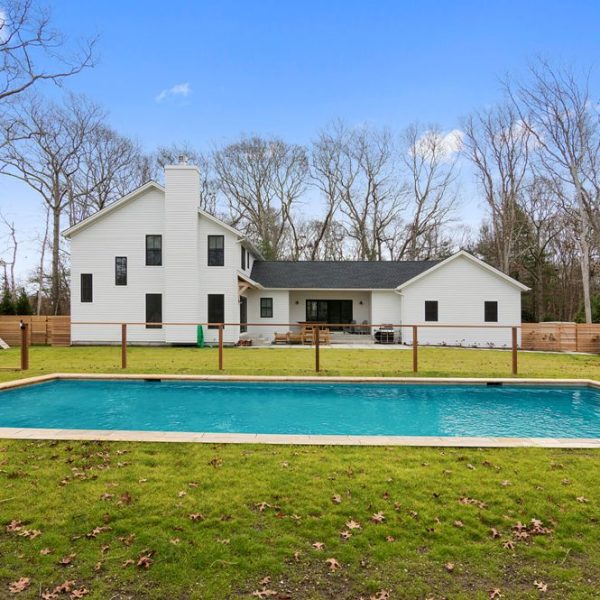 East Hampton Contemporary Home