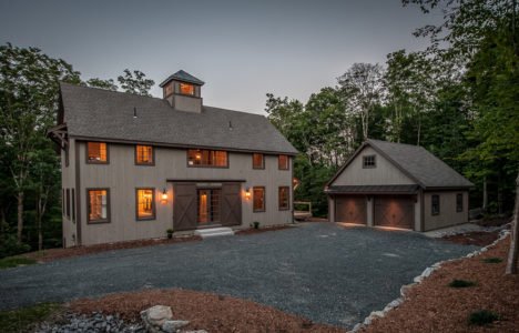 Traditional barn house plans