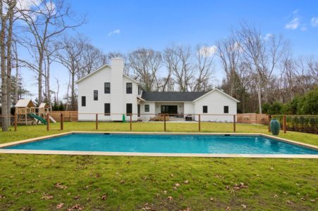 Contemporary Farmhouse